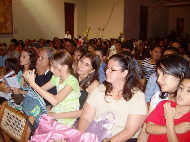Asistencia a XIII Promocion Colegio San Pablo Apostol